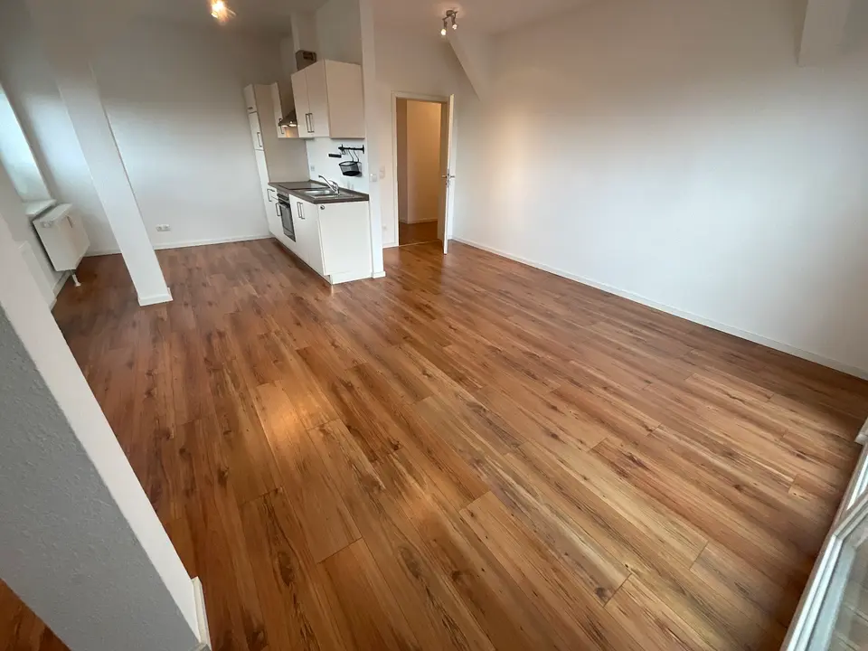 2 Zimmer Wohnung mit 64 m² in Lübeck – Bild 3