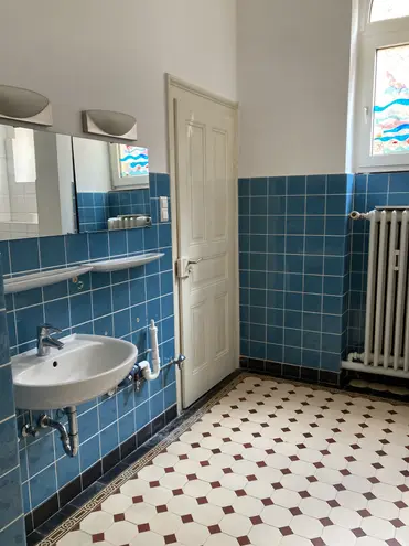 7 Zimmer Wohnung mit 246 m² in Karlsruhe – Bild 11