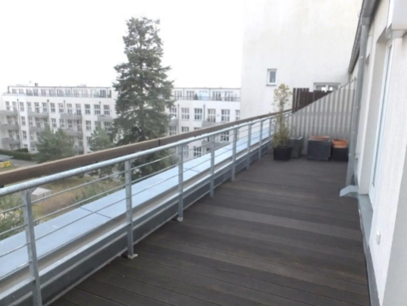2 Zimmer Wohnung mit 98 m² in Berlin – Bild 6