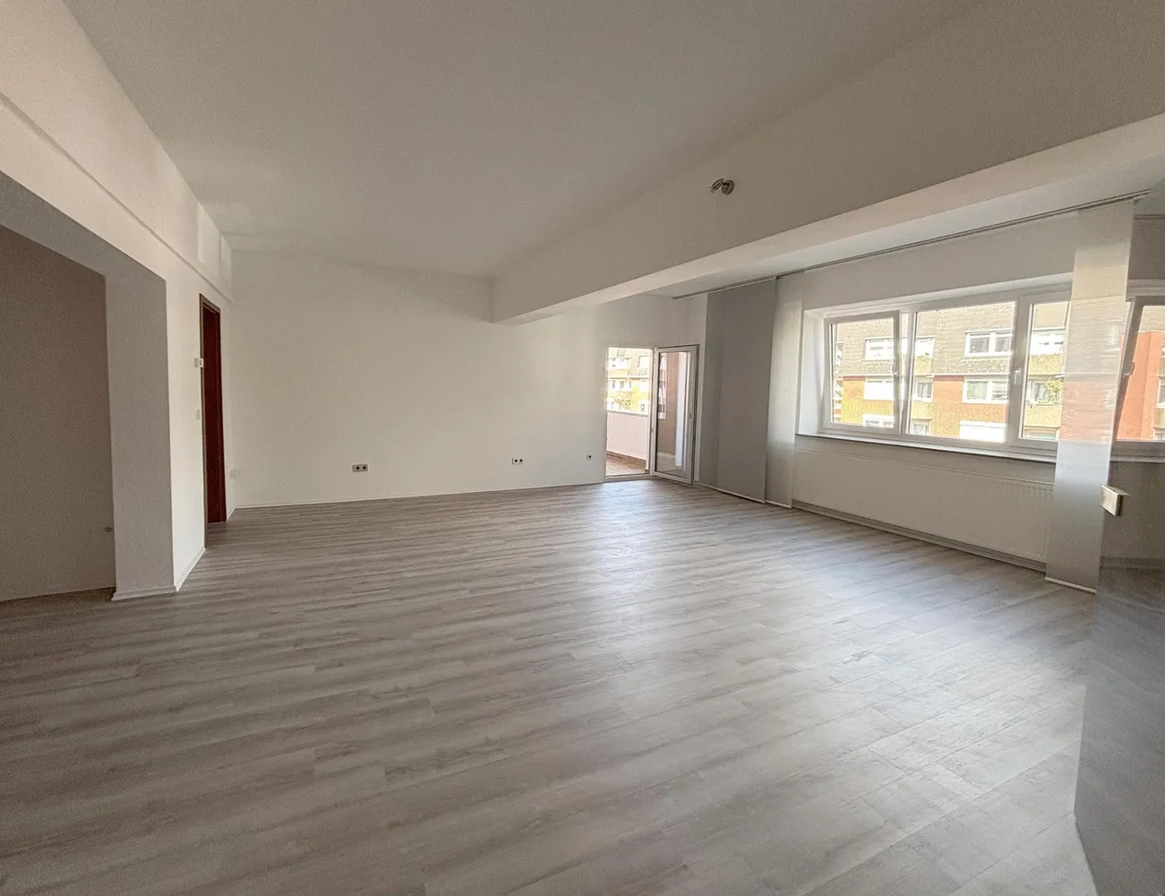 3 Zimmer Wohnung mit 115 m² in Braunschweig – Bild 2