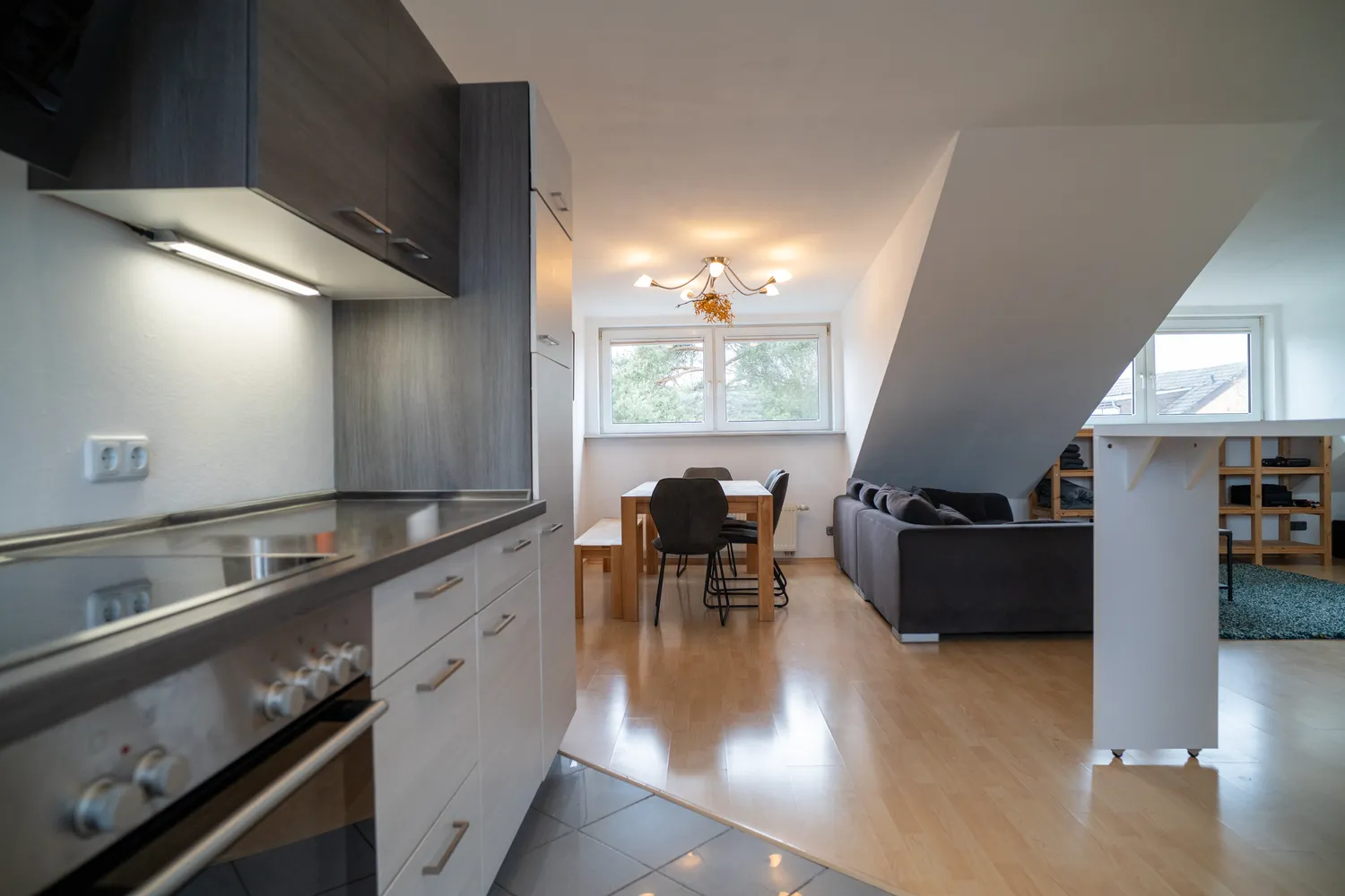 4 Zimmer Wohnung mit 99 m² in Mannheim – Bild 1