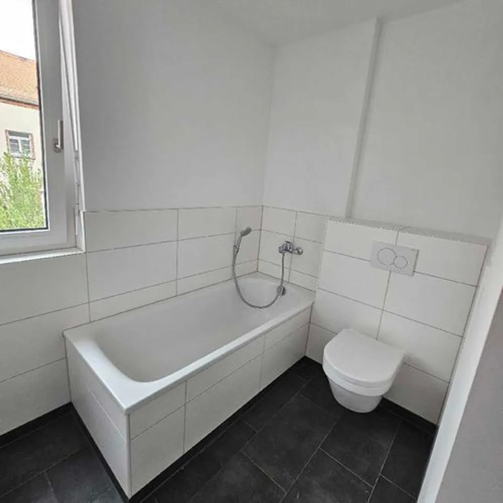 5 Zimmer Wohnung mit 128 m² in Dresden – Bild 7