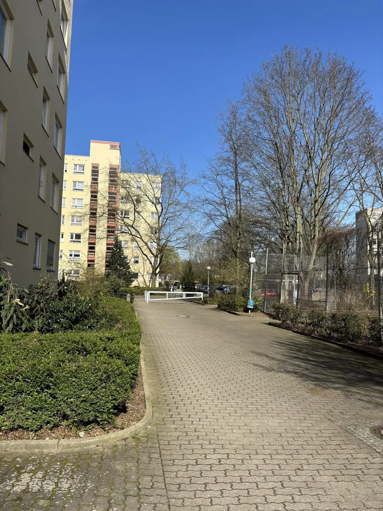 3 room apartment with 80 m² in Berlin – Photo 4