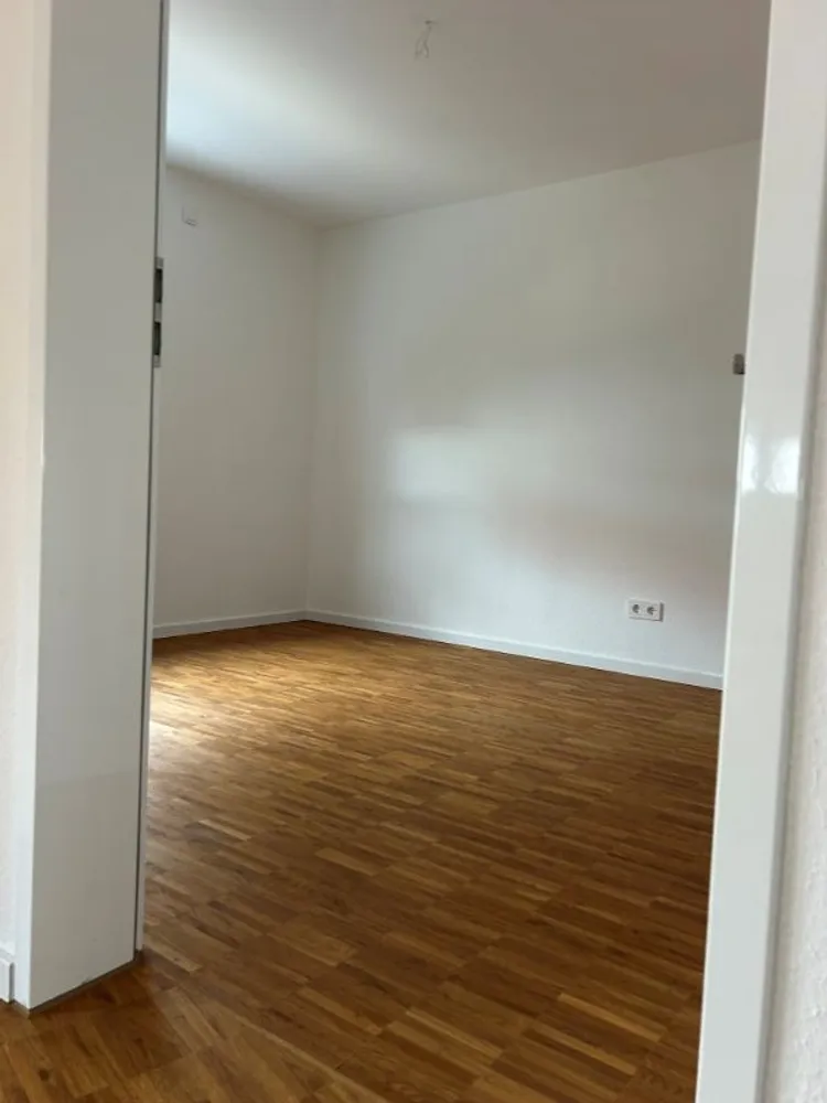3 Zimmer Wohnung mit 80 m² in Nürtingen – Bild 2