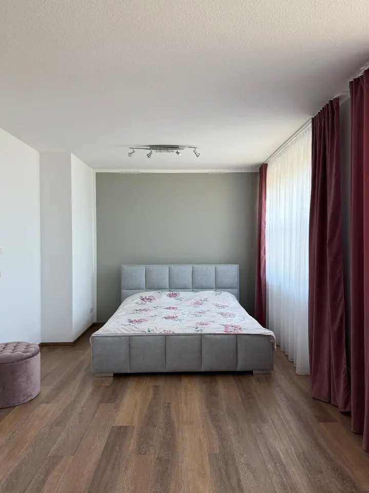 4 Zimmer Wohnung mit 120 m² in Riesa – Bild 1