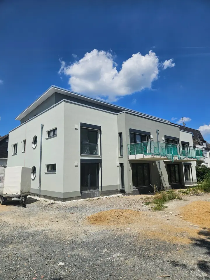 4 Zimmer Wohnung mit 158 m² in Bergisch Gladbach – Bild 1