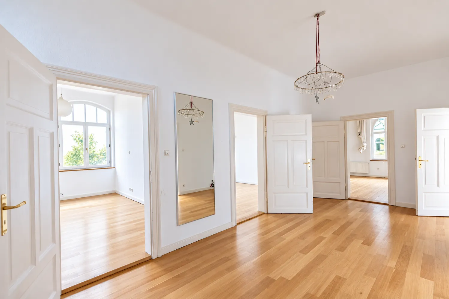 5 Zimmer Wohnung mit 184 m² in Göttingen – Bild 2
