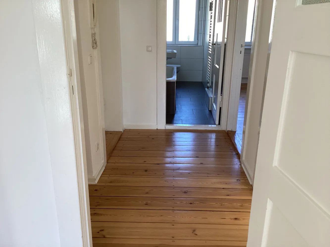 2 Zimmer Wohnung mit 64 m² in Berlin – Bild 8