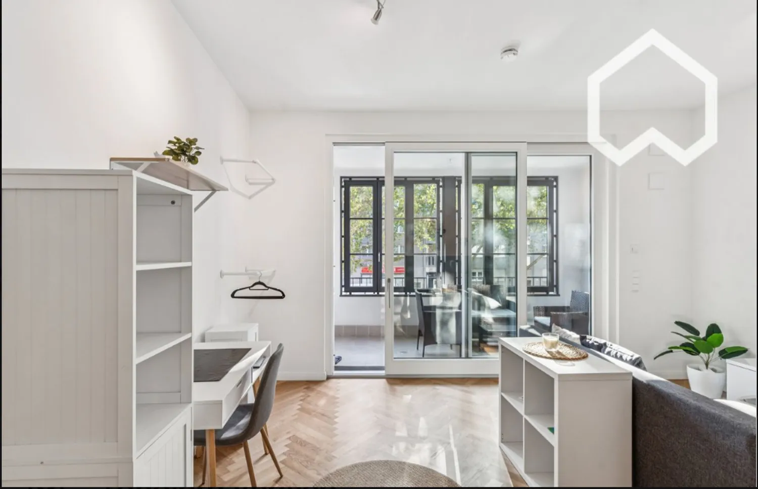 1 room apartment with 35 m² in Berlin – Photo 11