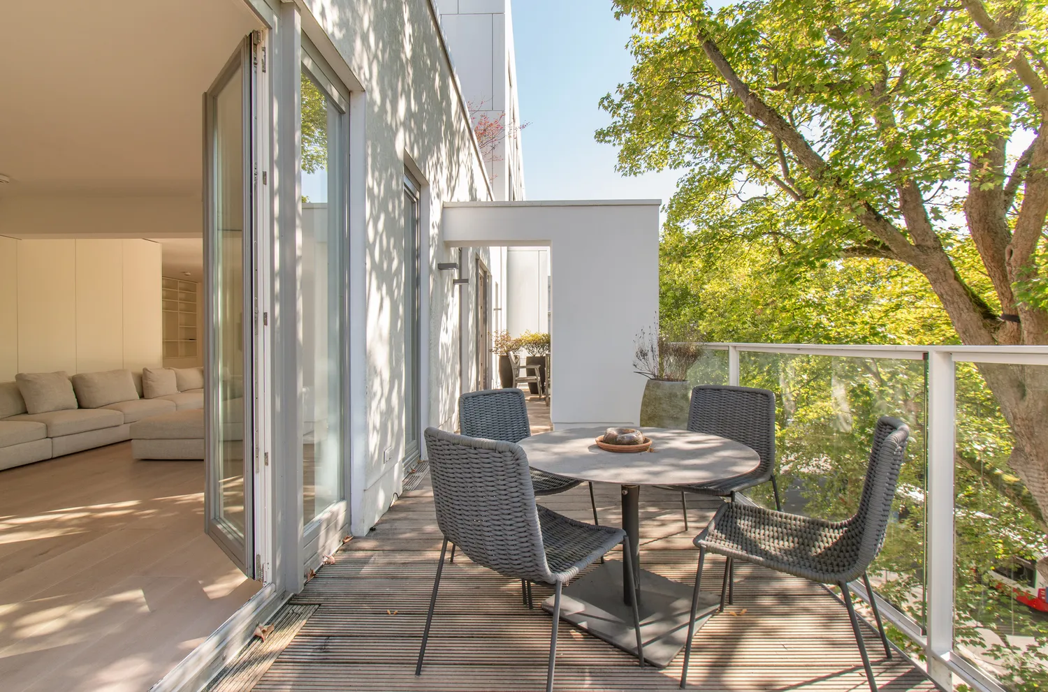 6 Zimmer Wohnung mit 317 m² in Hamburg – Bild 5