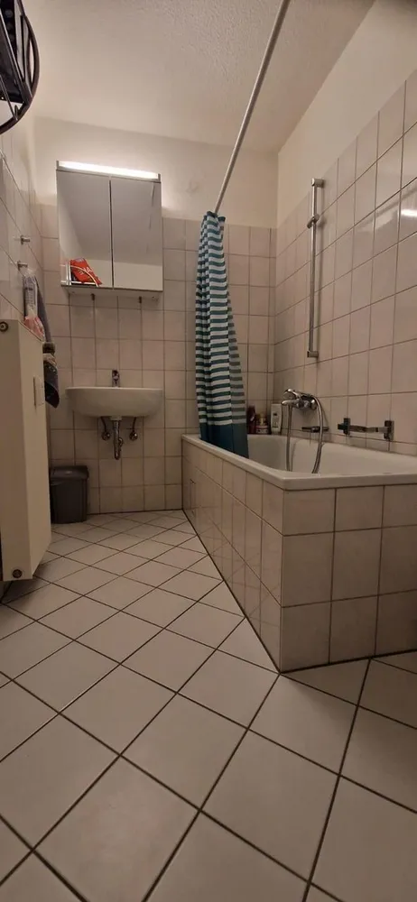 2 Zimmer Wohnung mit 60 m² in Essen – Bild 9