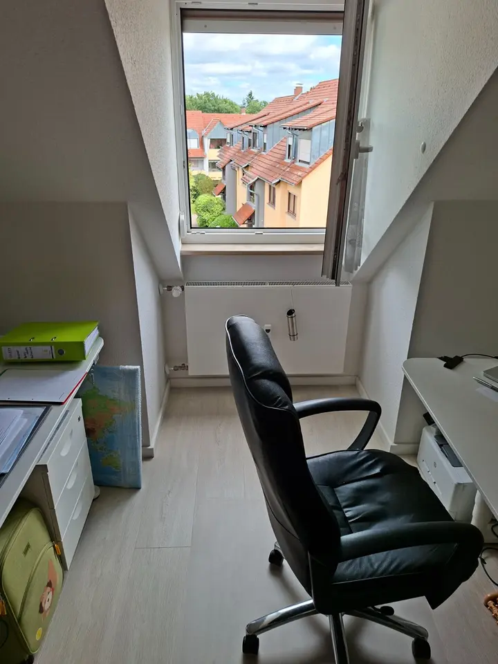 4 Zimmer Wohnung mit 105 m² in Erlangen – Bild 8