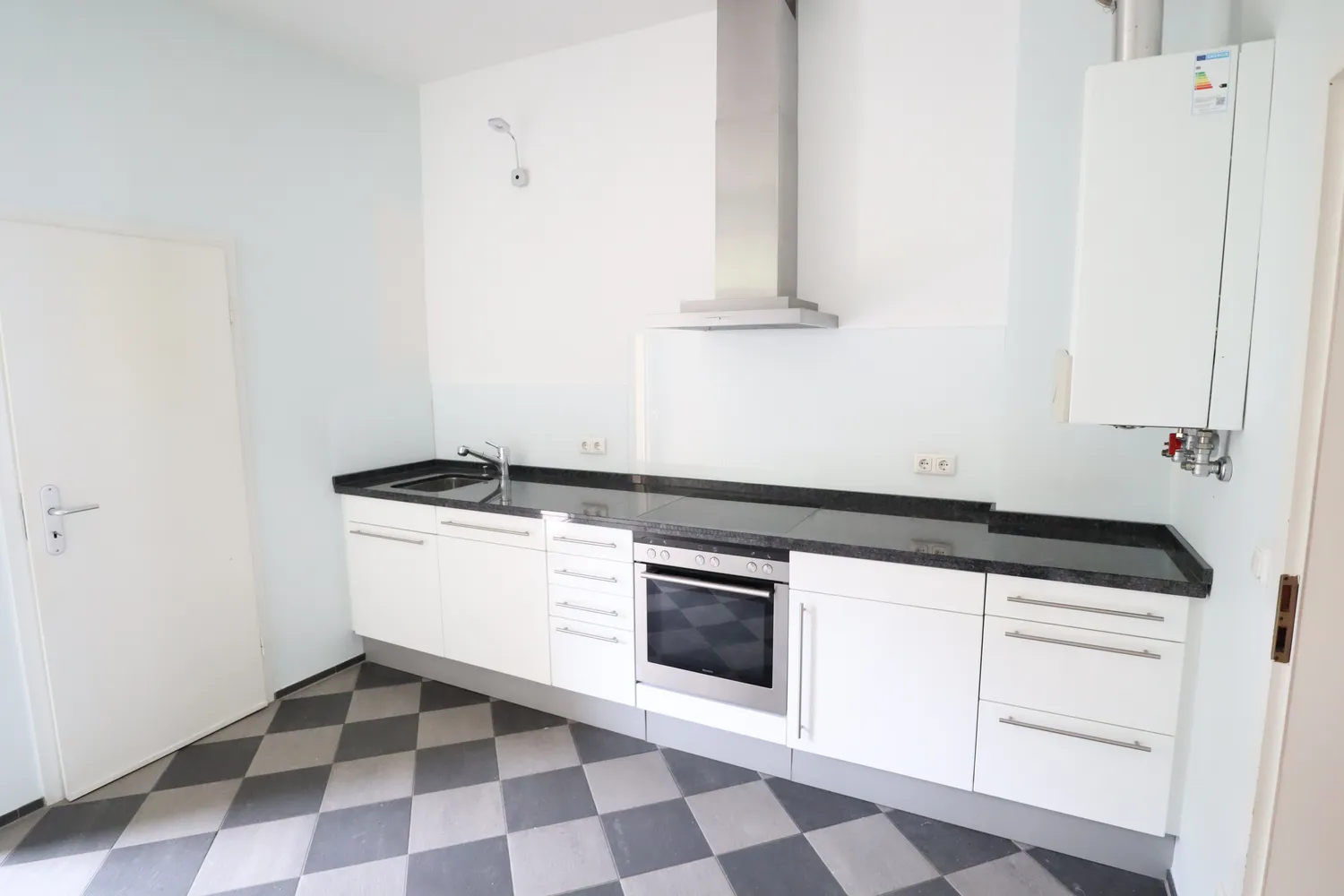 2 room apartment with 83 m² in Mülheim an der Ruhr – Photo 4