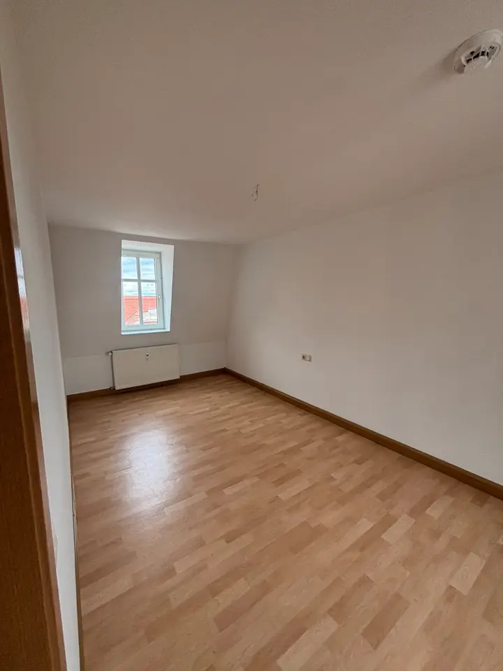 3 Zimmer Wohnung mit 70 m² in Zeitz – Bild 2