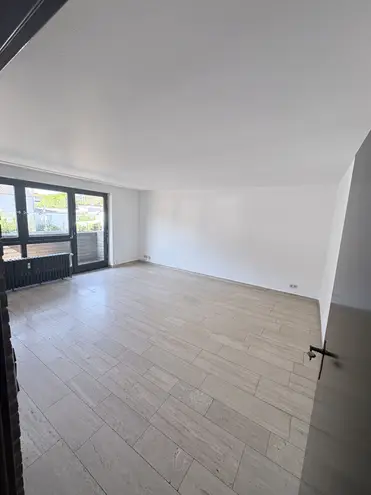 4 Zimmer Wohnung mit 111 m² in Köln – Bild 2