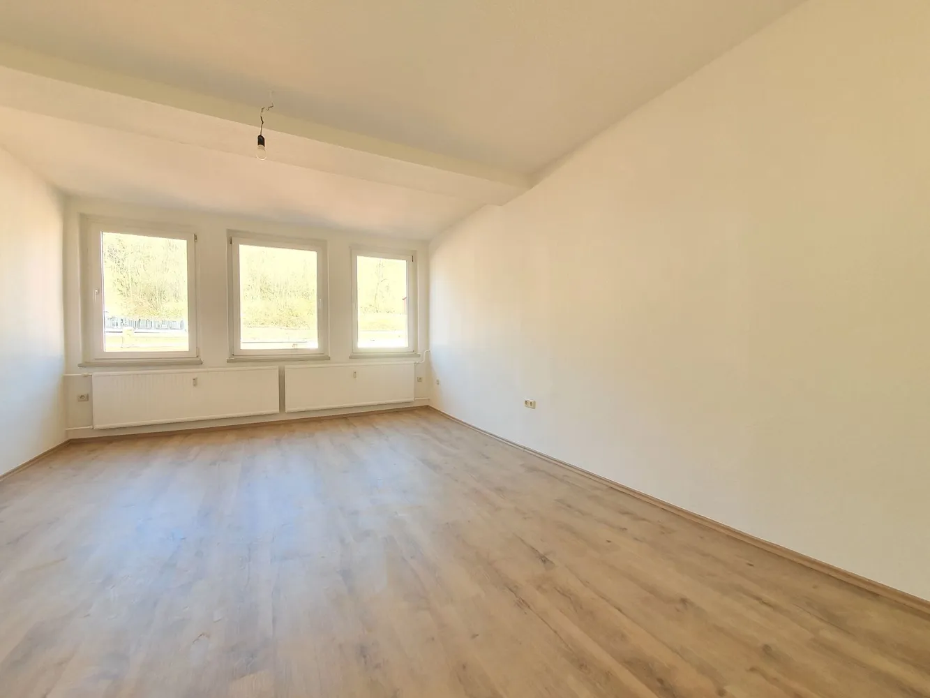 4 Zimmer Wohnung mit 119 m² in Eisenach – Bild 8