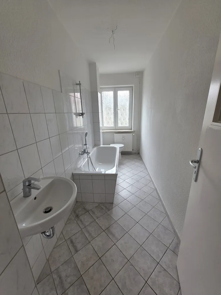 2 Zimmer Wohnung mit 58 m² in Bitterfeld-Wolfen – Bild 4