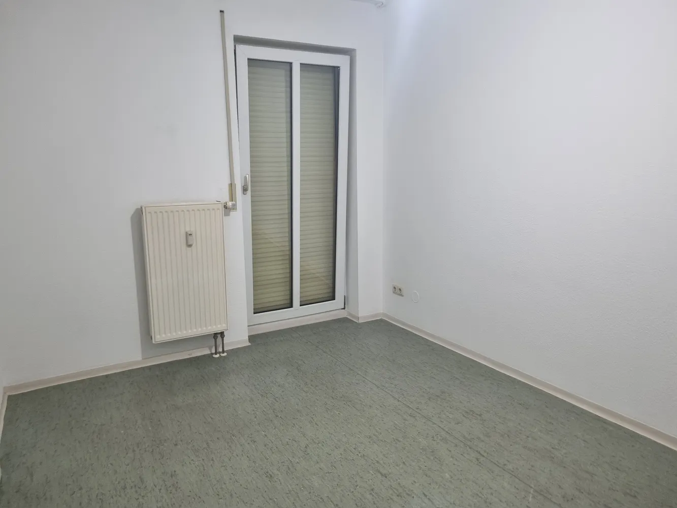 5 Zimmer Wohnung mit 108 m² in Suhl – Bild 4