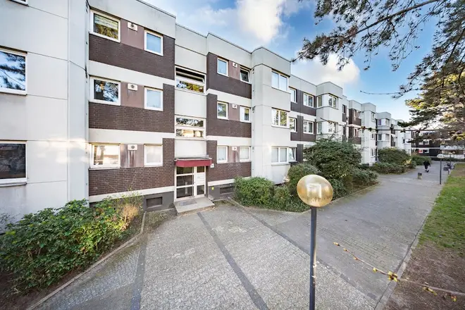 2 Zimmer Wohnung mit 68 m² in Berlin – Bild 1