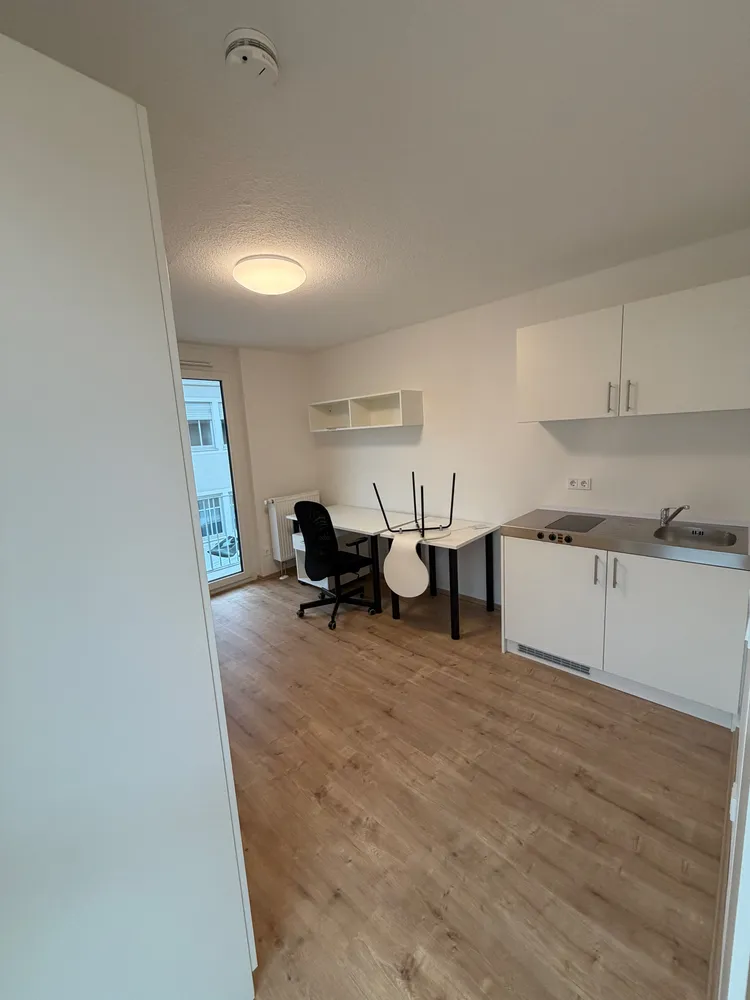 1 room apartment with 21 m² in Erlangen – Photo 2