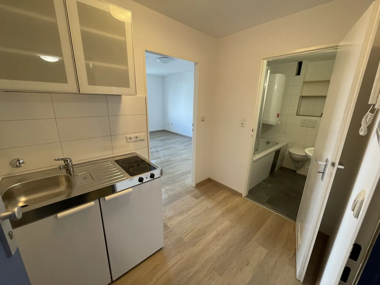 1 Zimmer Wohnung mit 23 m² in Erlangen – Bild 8