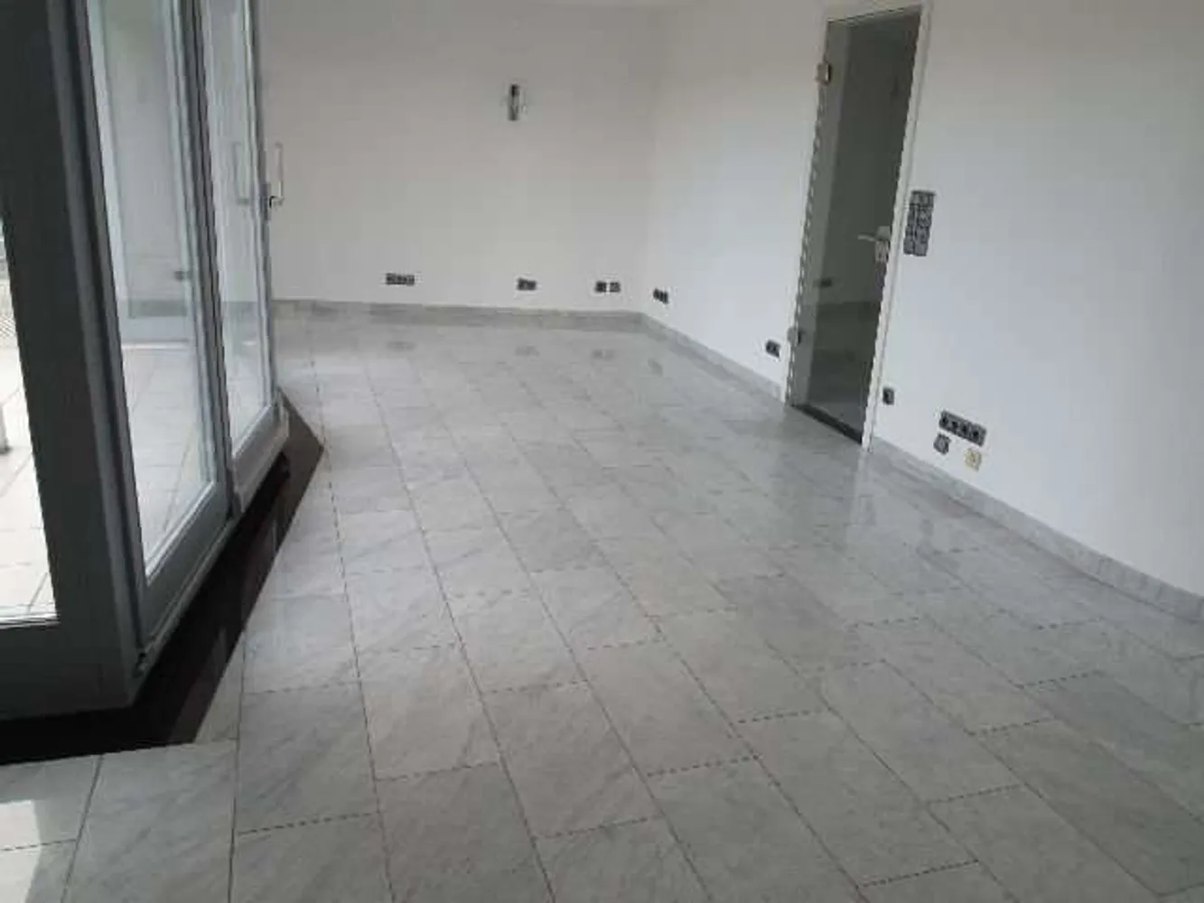 3 Zimmer Wohnung mit 140 m² in Hameln – Bild 9