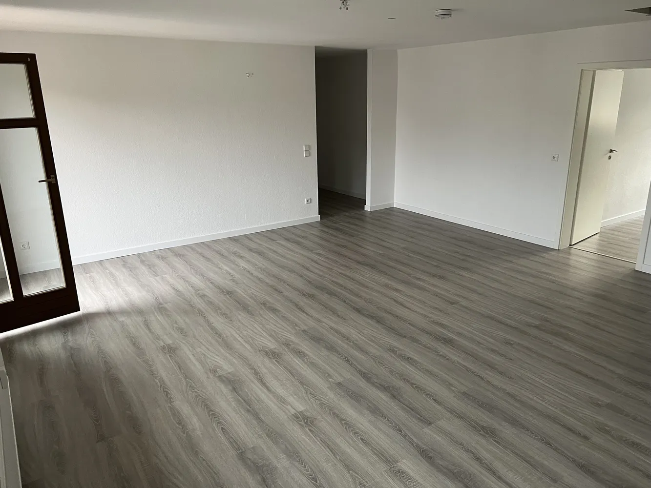 5 Zimmer Wohnung mit 119 m² in Chemnitz – Bild 3