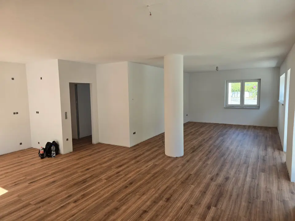 7 Zimmer Wohnung mit 197 m² in Rudolstadt – Bild 2
