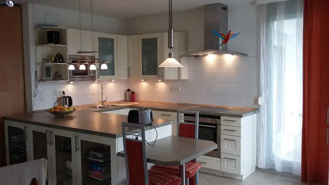 4 Zimmer Wohnung mit 95 m² in München – Bild 3