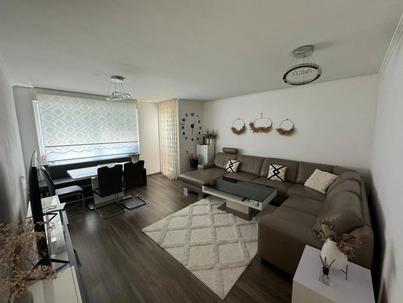 4 room apartment with 90 m² in Wiesbaden – Photo 1