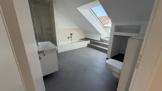 2 Zimmer Wohnung mit 77 m² in Hannover – Bild 2