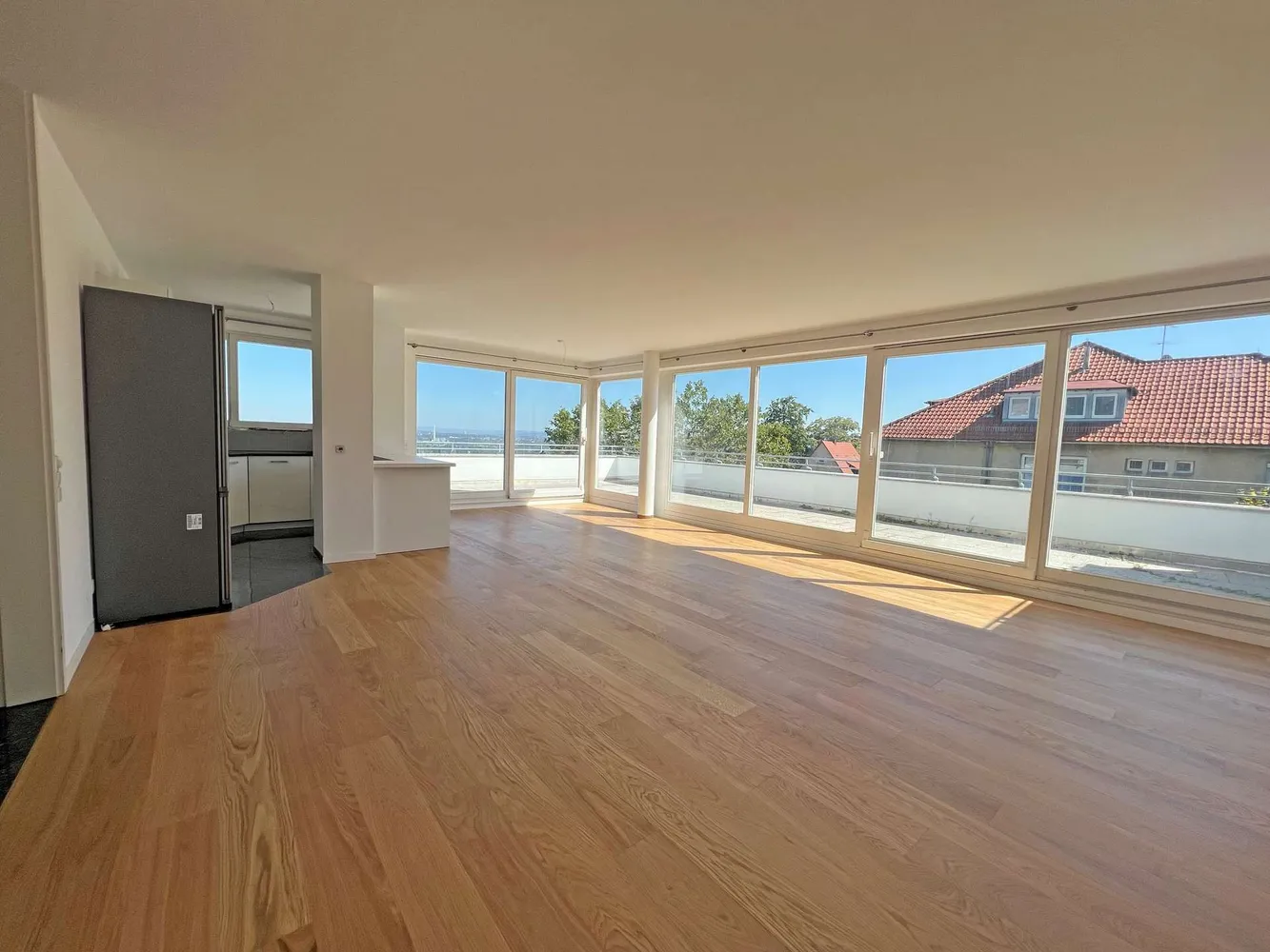 3 Zimmer Wohnung mit 130 m² in Stuttgart – Bild 1