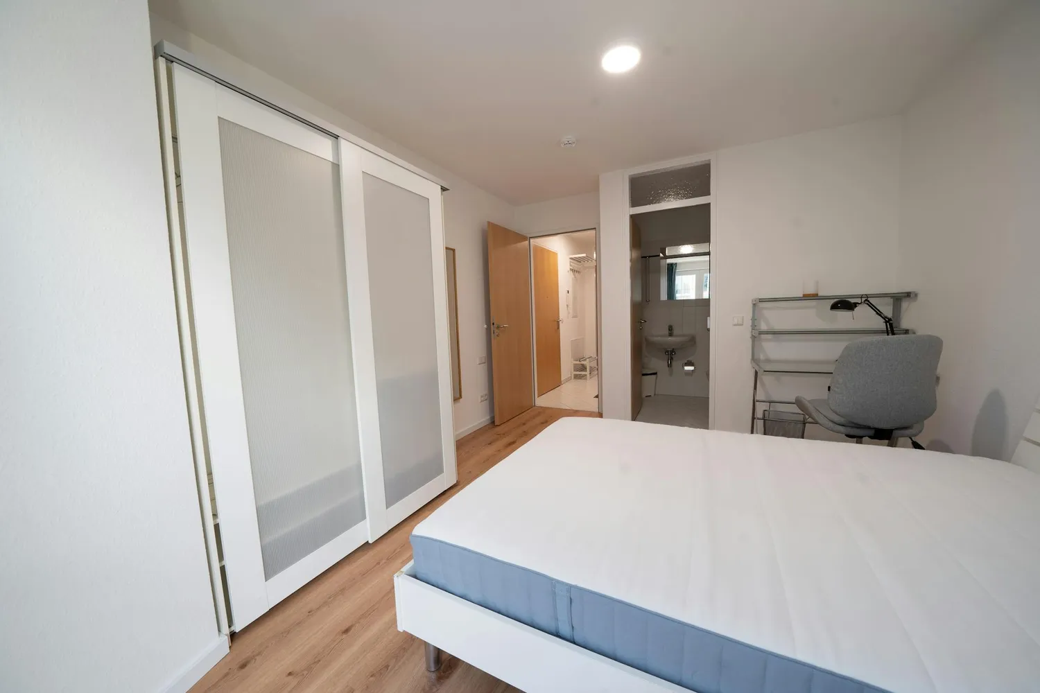 Shared room with 12 m² in Berlin – Photo 2