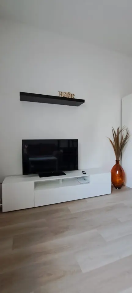 2 Zimmer Wohnung mit 28 m² in Hürth – Bild 1
