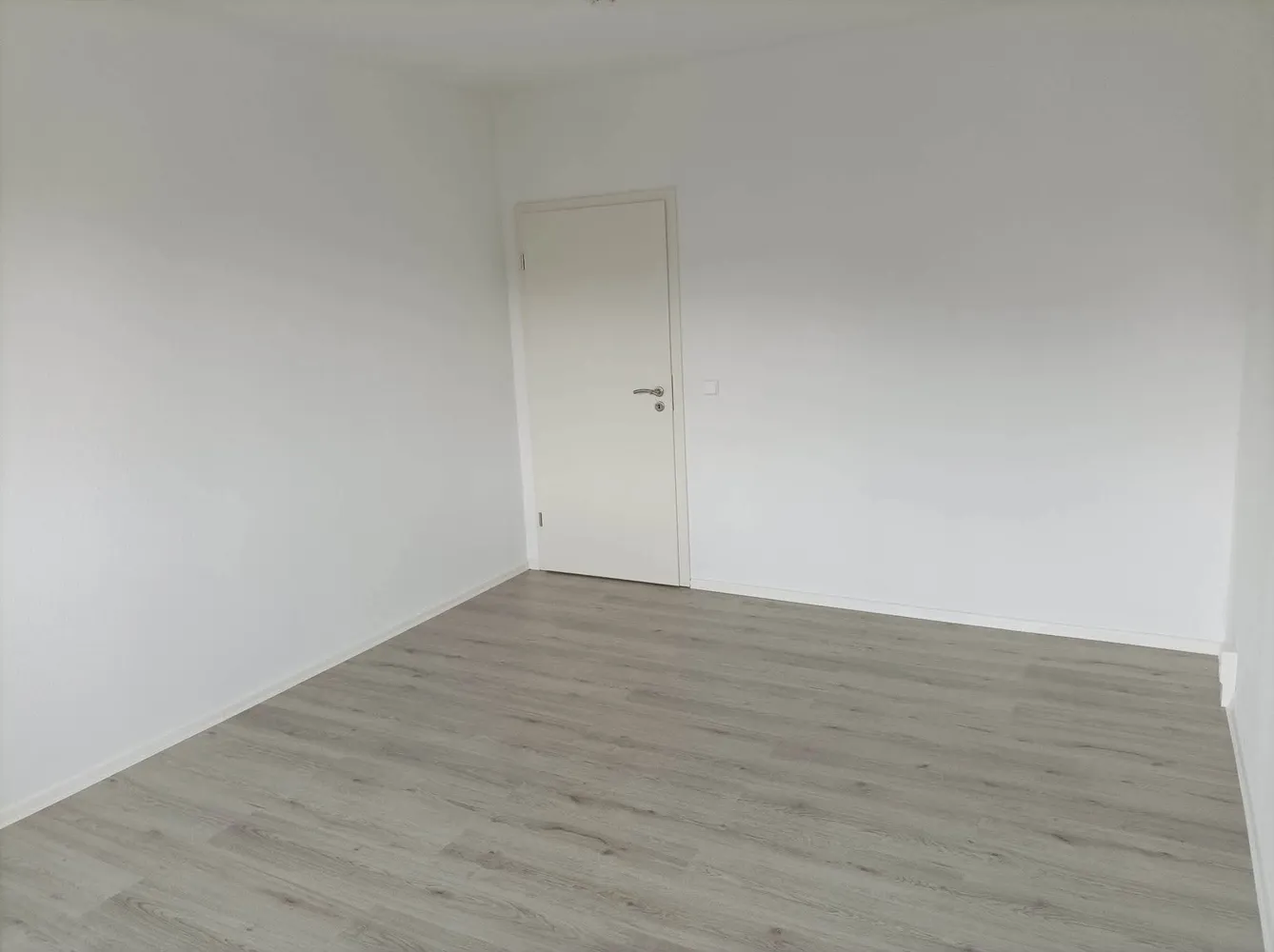 3 Zimmer Wohnung mit 61 m² in Halle (Saale) – Bild 2