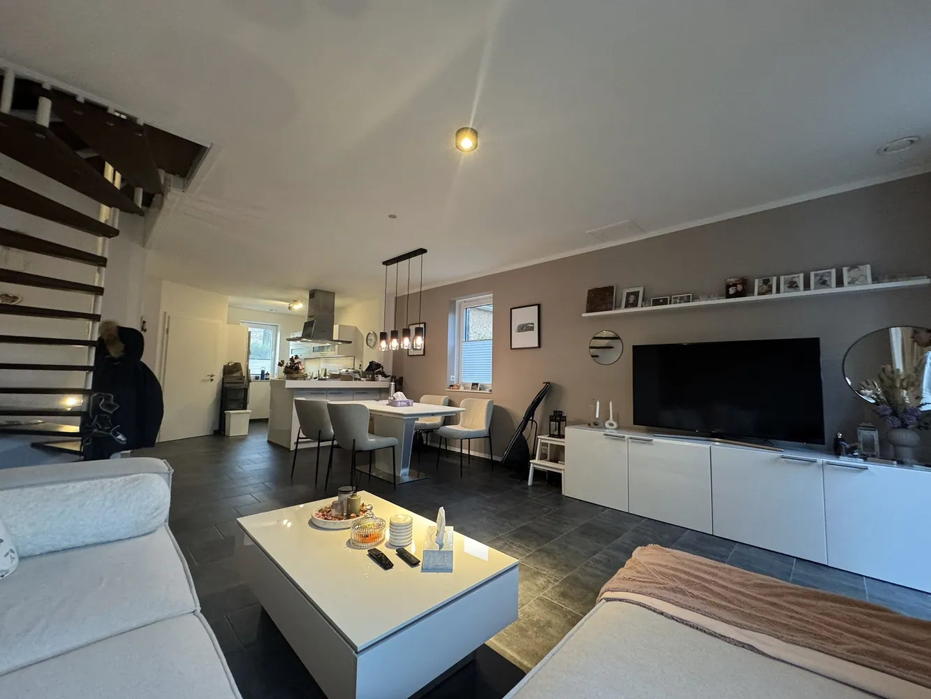 4 Zimmer Haus mit 137 m² in Norderstedt – Bild 1