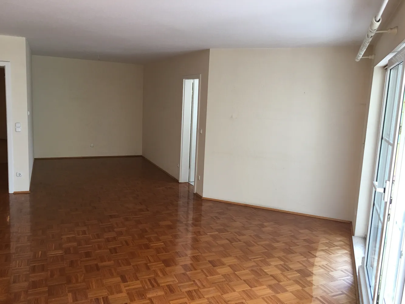 3 Zimmer Wohnung mit 102 m² in Nürnberg – Bild 4