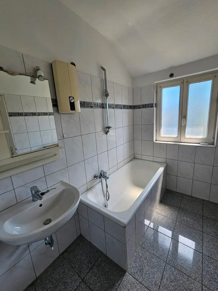 3 Zimmer Wohnung mit 80 m² in Duisburg – Bild 4