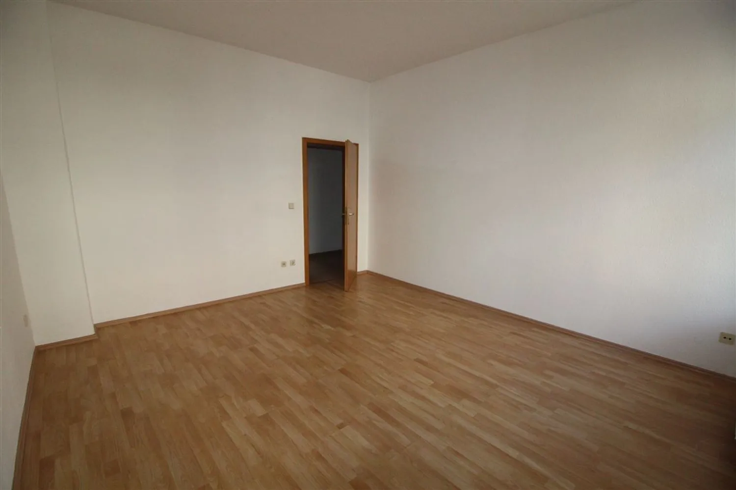 2 Zimmer Wohnung mit 41 m² in Plauen – Bild 4