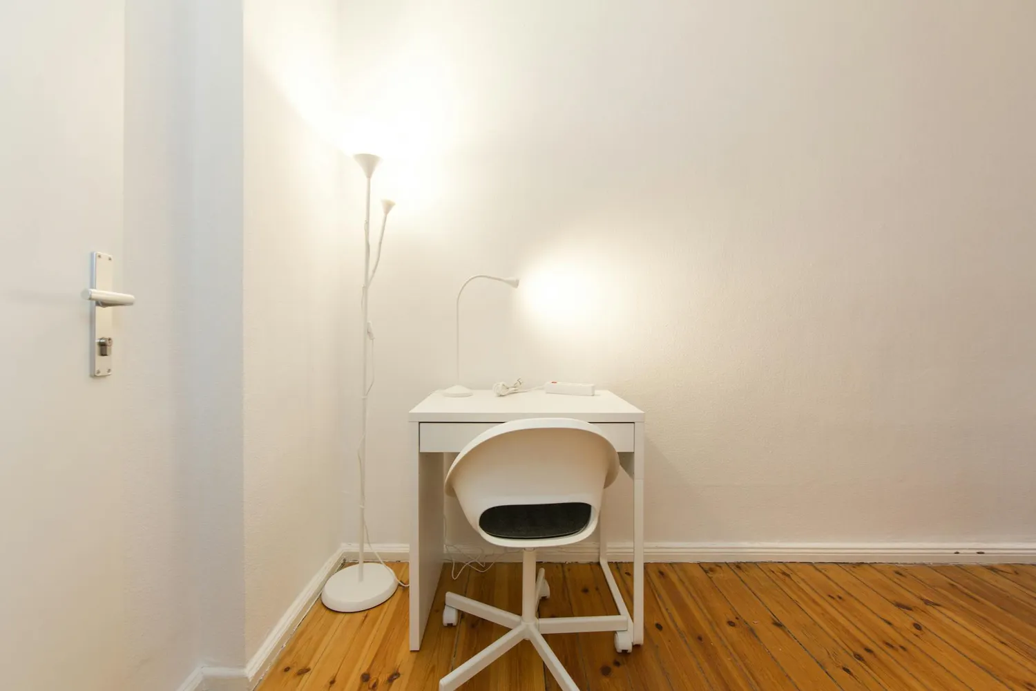 Shared room with 9 m² in Berlin – Photo 4
