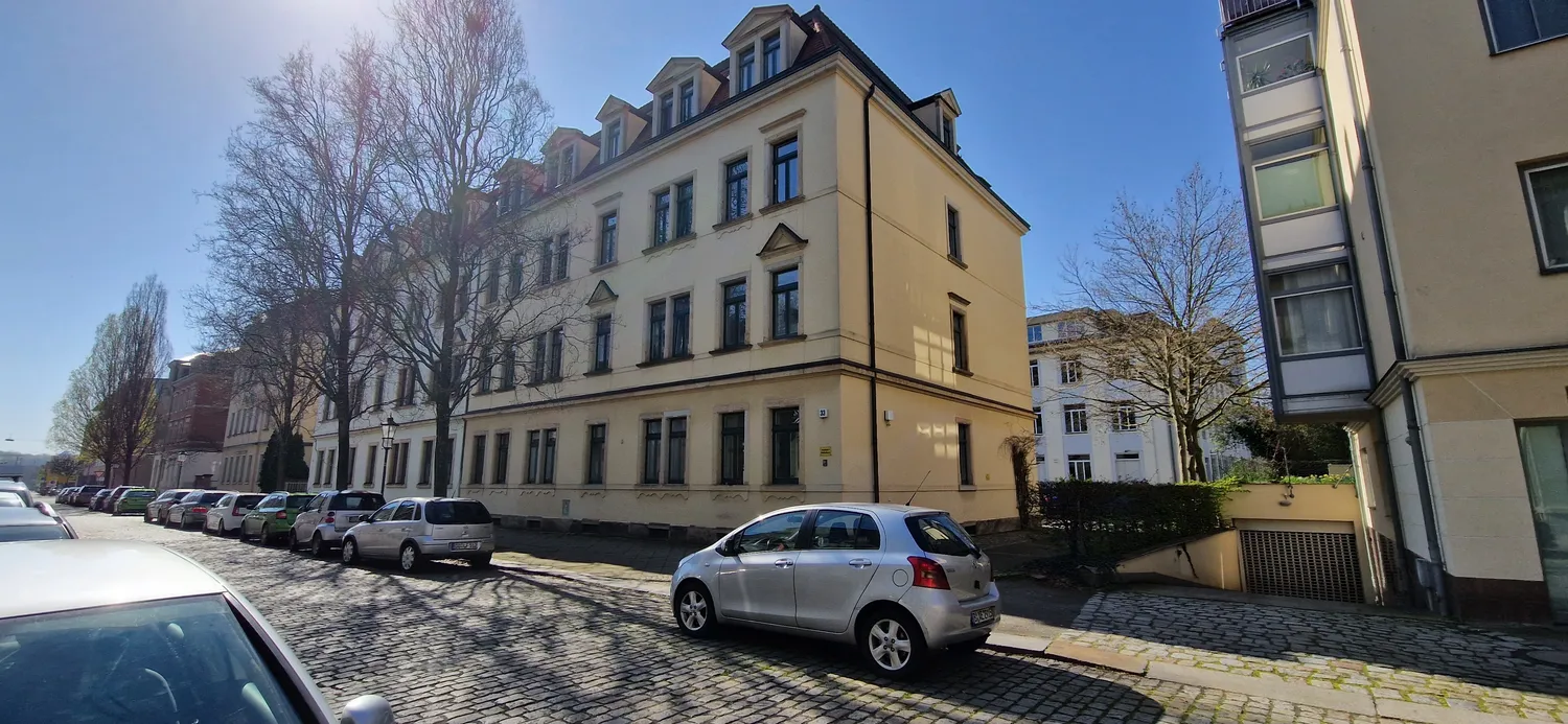 3 Zimmer Wohnung mit 94 m² in Dresden – Bild 1