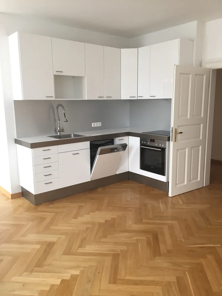 2 Zimmer Wohnung mit 90 m² in München – Bild 11