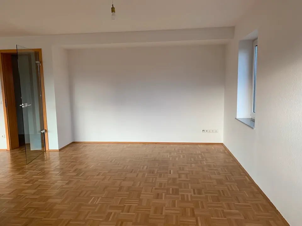 3 Zimmer Wohnung mit 95 m² in Krefeld – Bild 2