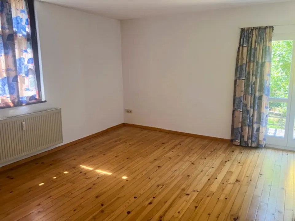 2 Zimmer Wohnung mit 70 m² in Saarbrücken – Bild 1