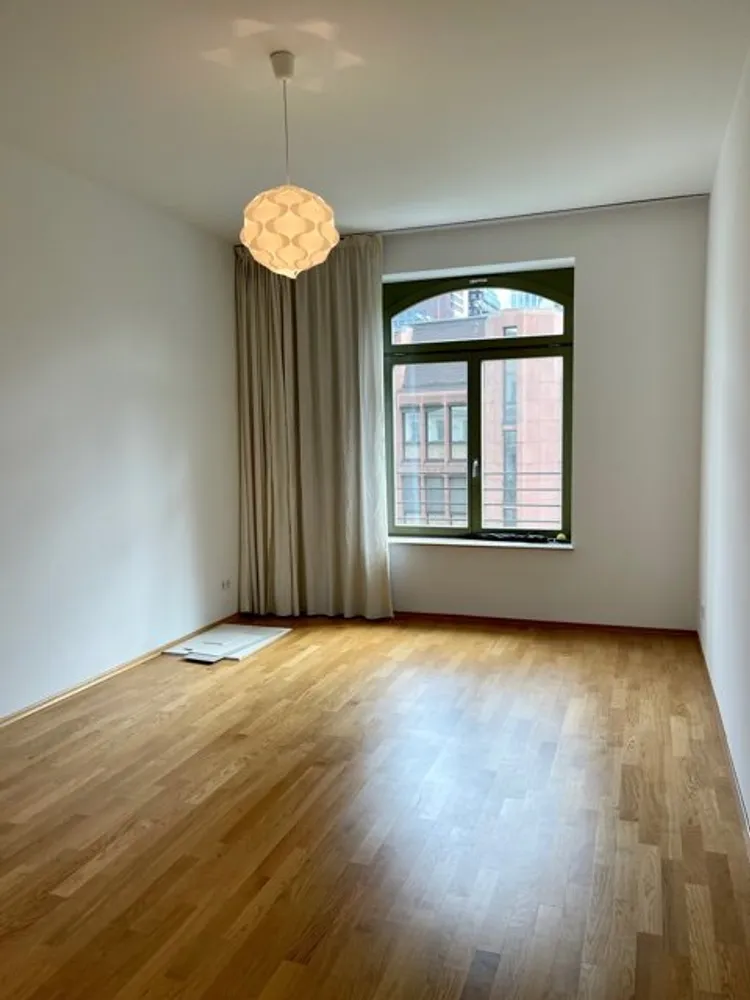 3 Zimmer Wohnung mit 106 m² in Frankfurt am Main – Bild 11