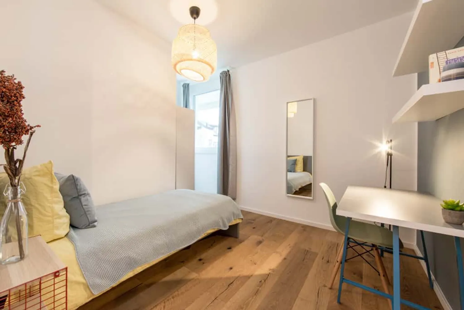 Shared room with 10 m² in Berlin – Photo 3