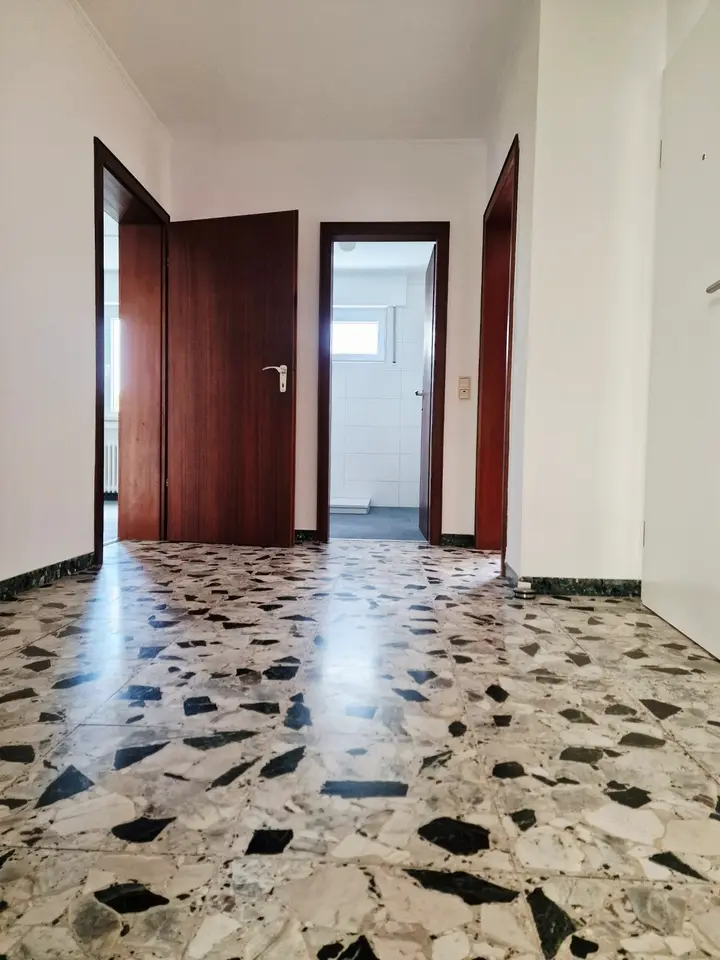 3 Zimmer Wohnung mit 93 m² in Bergisch Gladbach – Bild 9