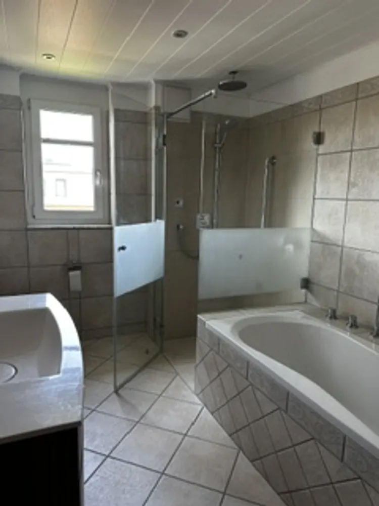 4 Zimmer Wohnung mit 120 m² in Freiburg im Breisgau – Bild 7