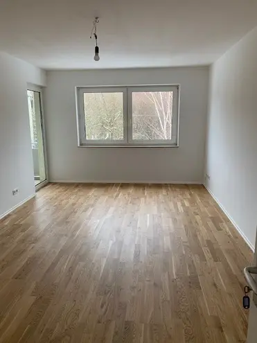 4 Zimmer Wohnung mit 90 m² in Nürnberg – Bild 2