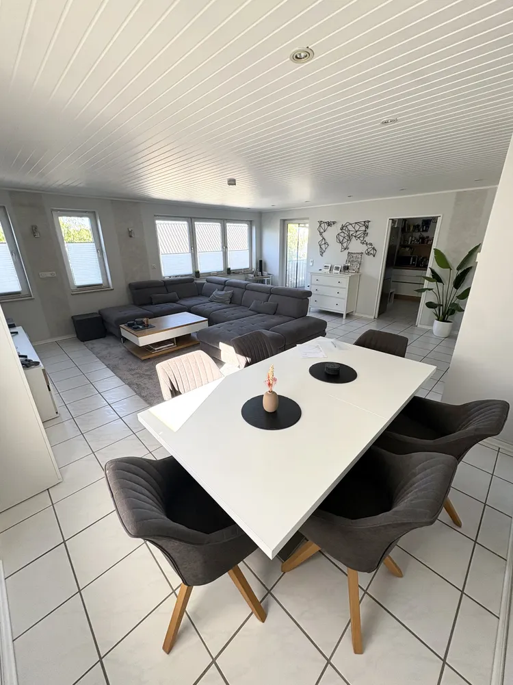3 Zimmer Wohnung mit 95 m² in Solingen – Bild 1